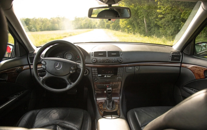 Mercedes-Benz Klasa E cena 16000 przebieg: 295610, rok produkcji 2006 z Rybnik małe 46